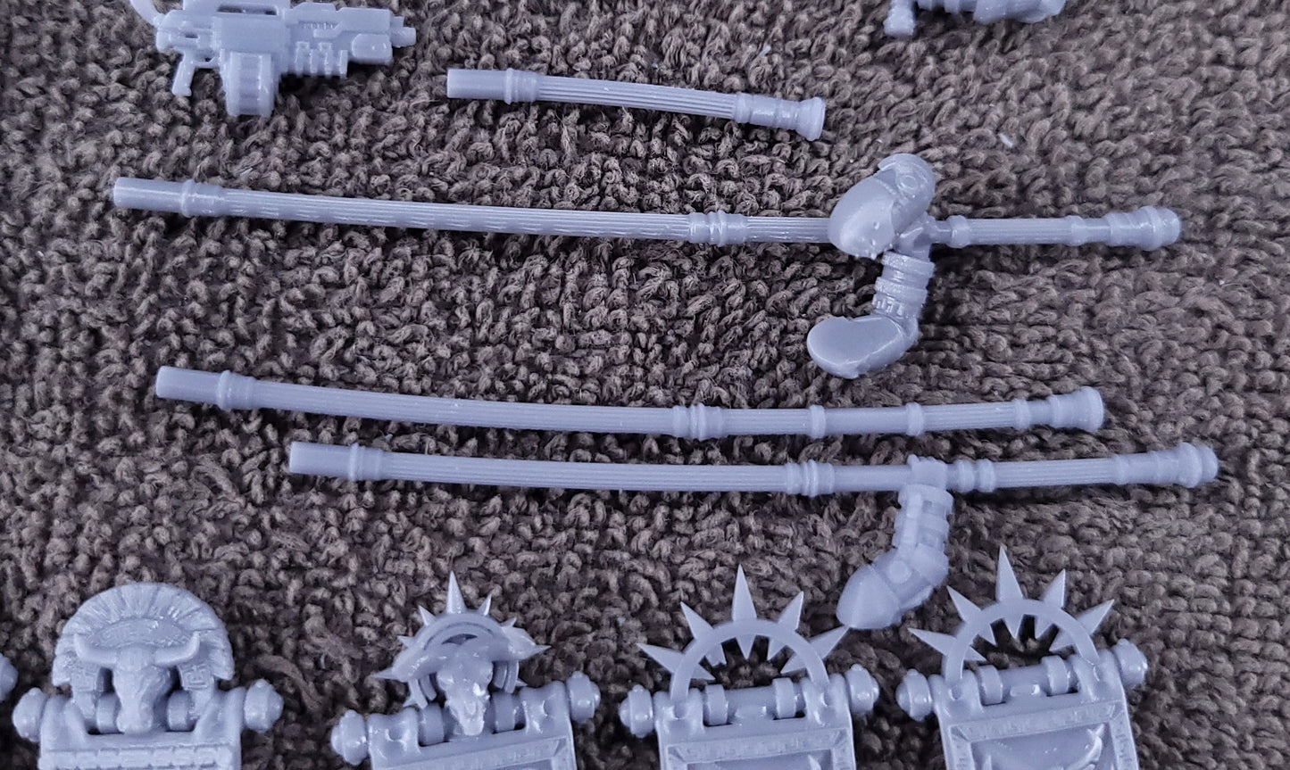 Minoan War Banners and Standard Bearer by Atlan Forge