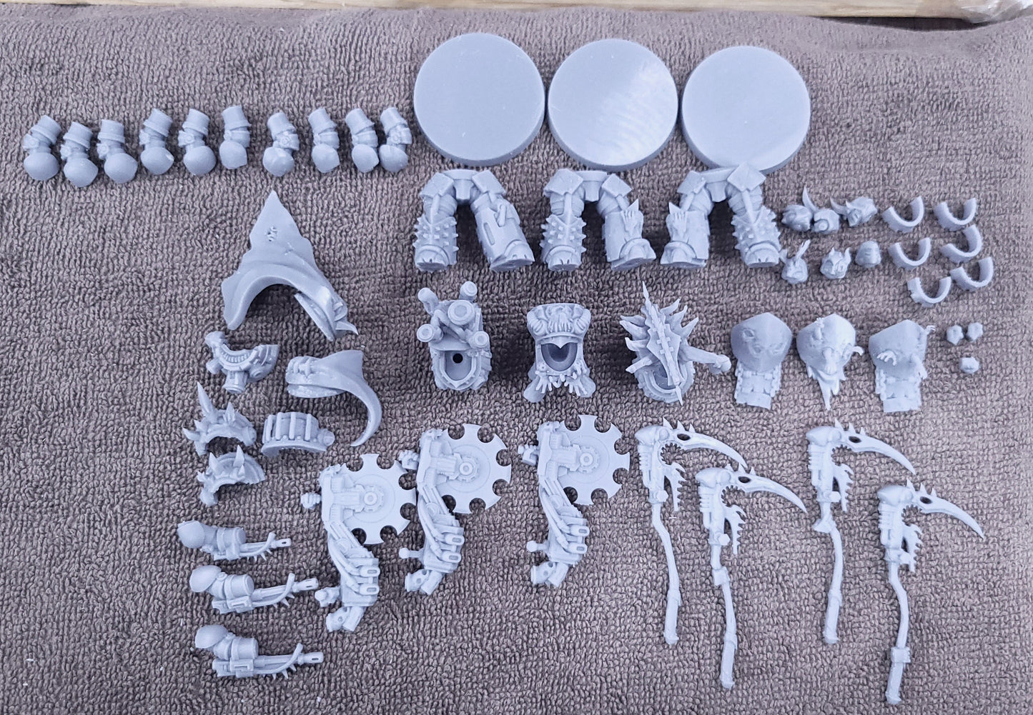 Manus Mortis Gorebringers (3-Unit Set) by Atlan Forge