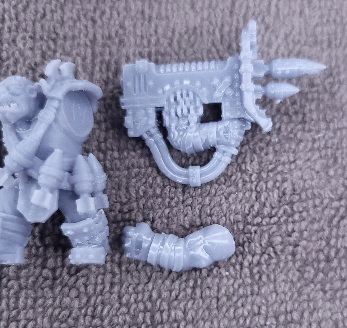 Kill Squad- Orks (8-Unit Kit or Single Model) by Adeptus Miniatures