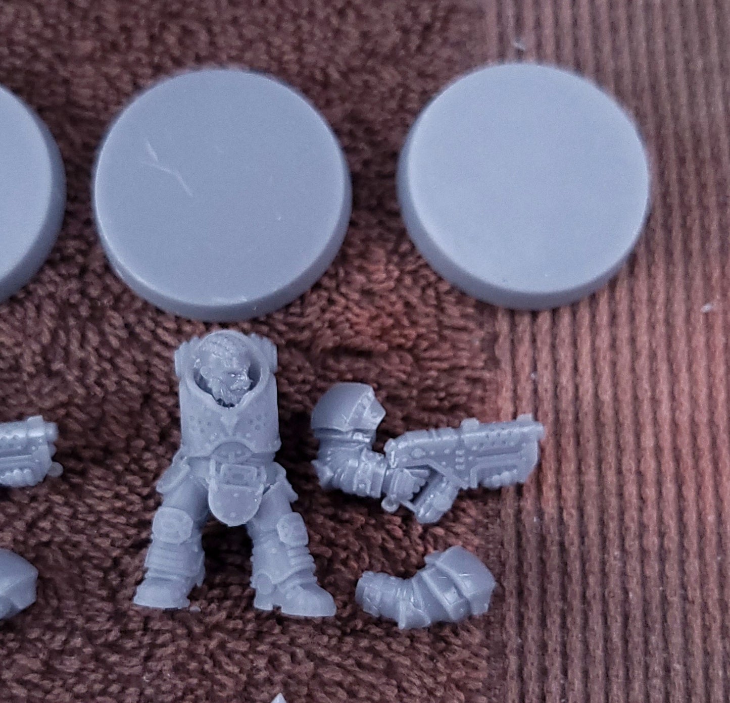 Steelwarden- Dwarves (5-Unit Kit or Single Model) by Adeptus Miniatures