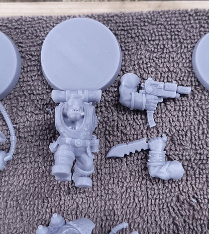 Kill Squad- Da Snikkas (12-Unit Kit or Single Model) by Adeptus Miniatures