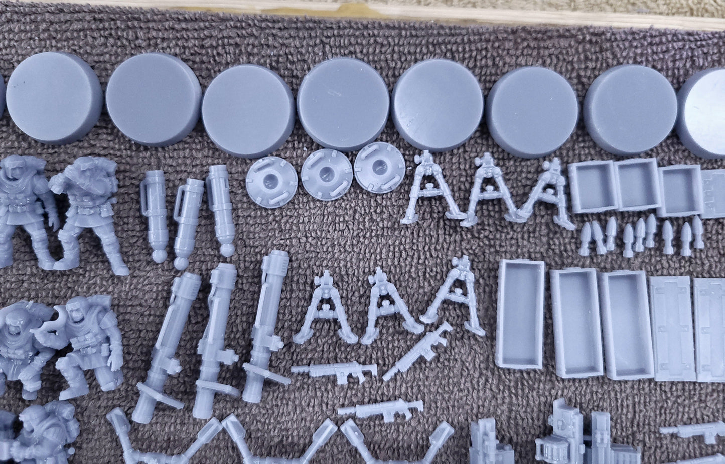 Khaleeth Regiment-Heavy Weapons Squad (12-Unit Kit or Single Model) by Adeptus Miniatures