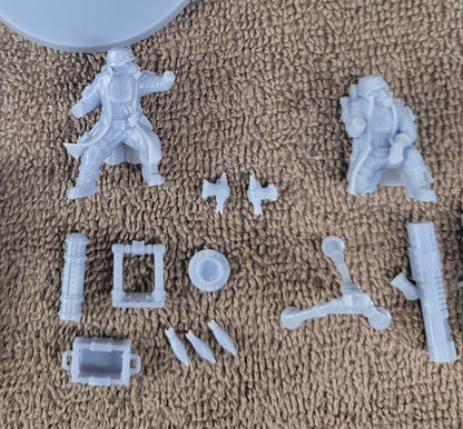 Steel Guard-Heavy Weapons Team (10-Unit Kit or Single Model) by RedMakers