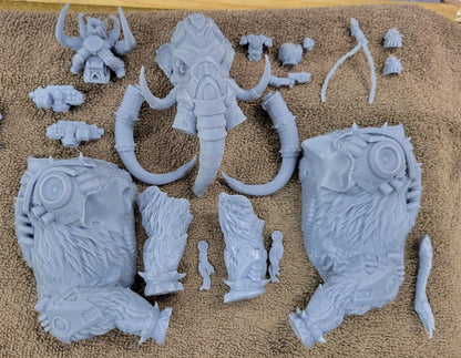 Not all weapons options are shown. The kit includes all weapons shown in Atlan Forge's pictures unless otherwise requested by the customer.