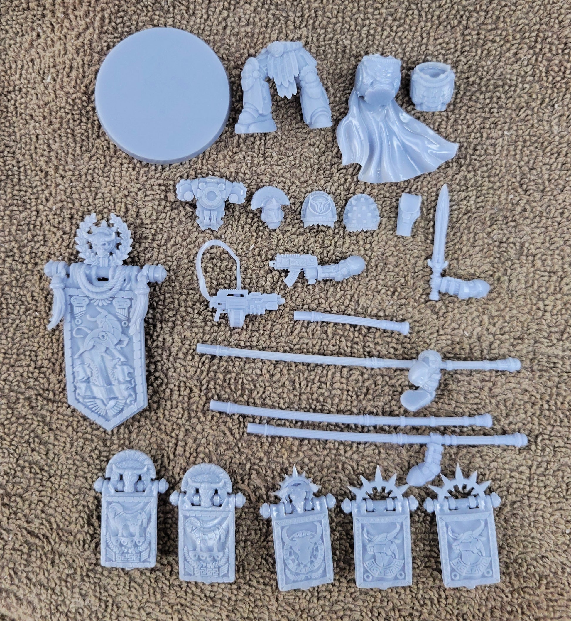 Full kit includes one large banner and five smaller banners of your choice. The kit in the shop pictures show Large Banner #7 and Small Banners Ax1, Cx2, and Fx2.