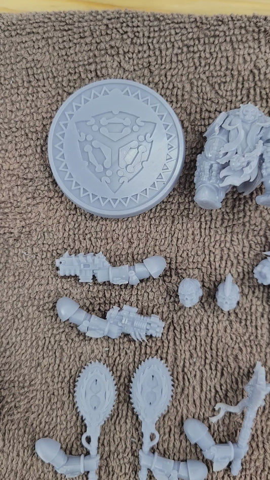 Wai Toa Tohunga (High Priest Irirangi) by Atlan Forge