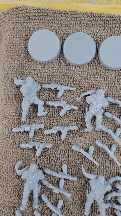 Desert Raiders-Squad of the Imperial Force (10-Unit Kit or Single Model) by RedMakers