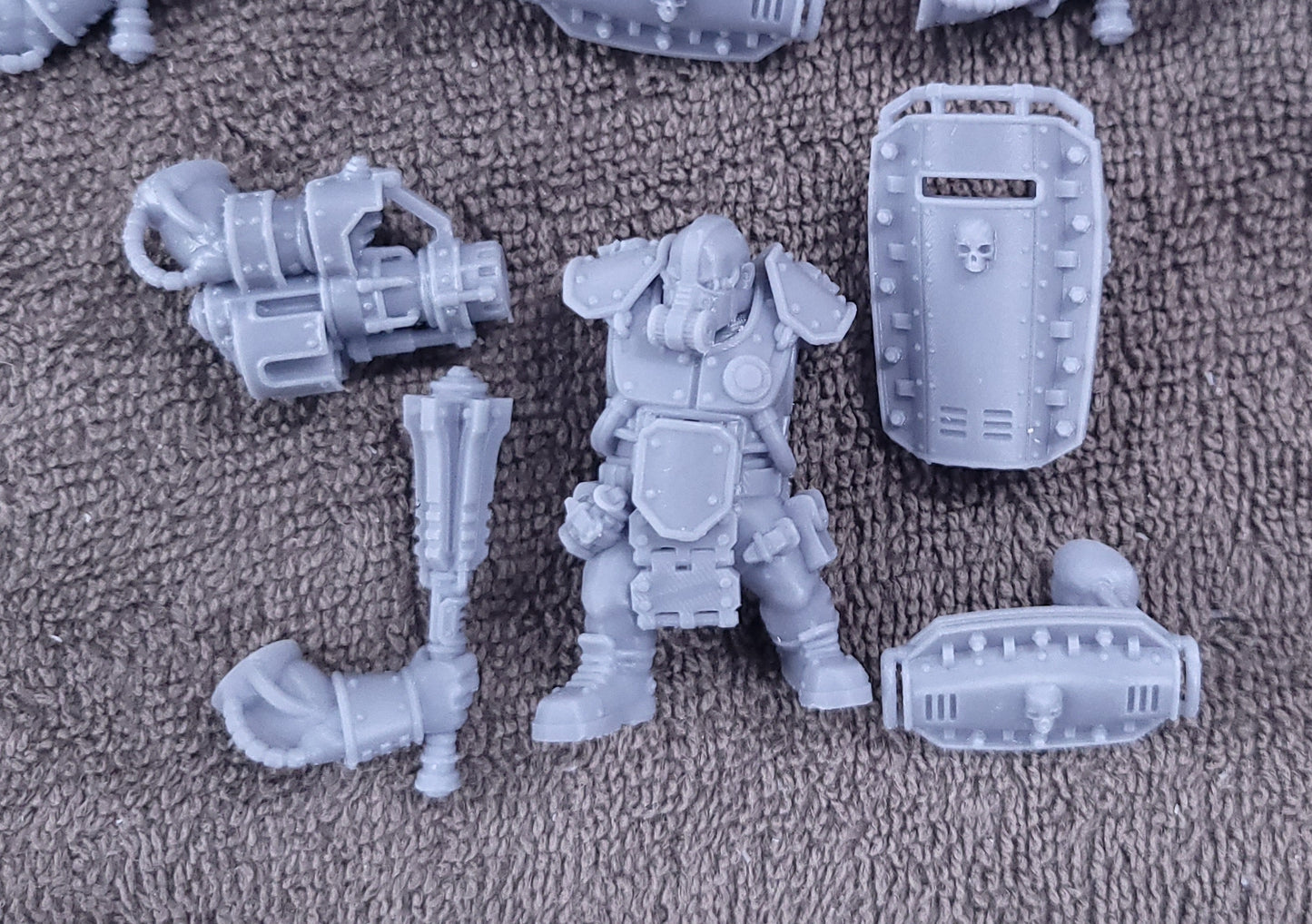 Abhuman Giants in Heavy Armor (5-Unit Kit or Single Model) by RedMakers