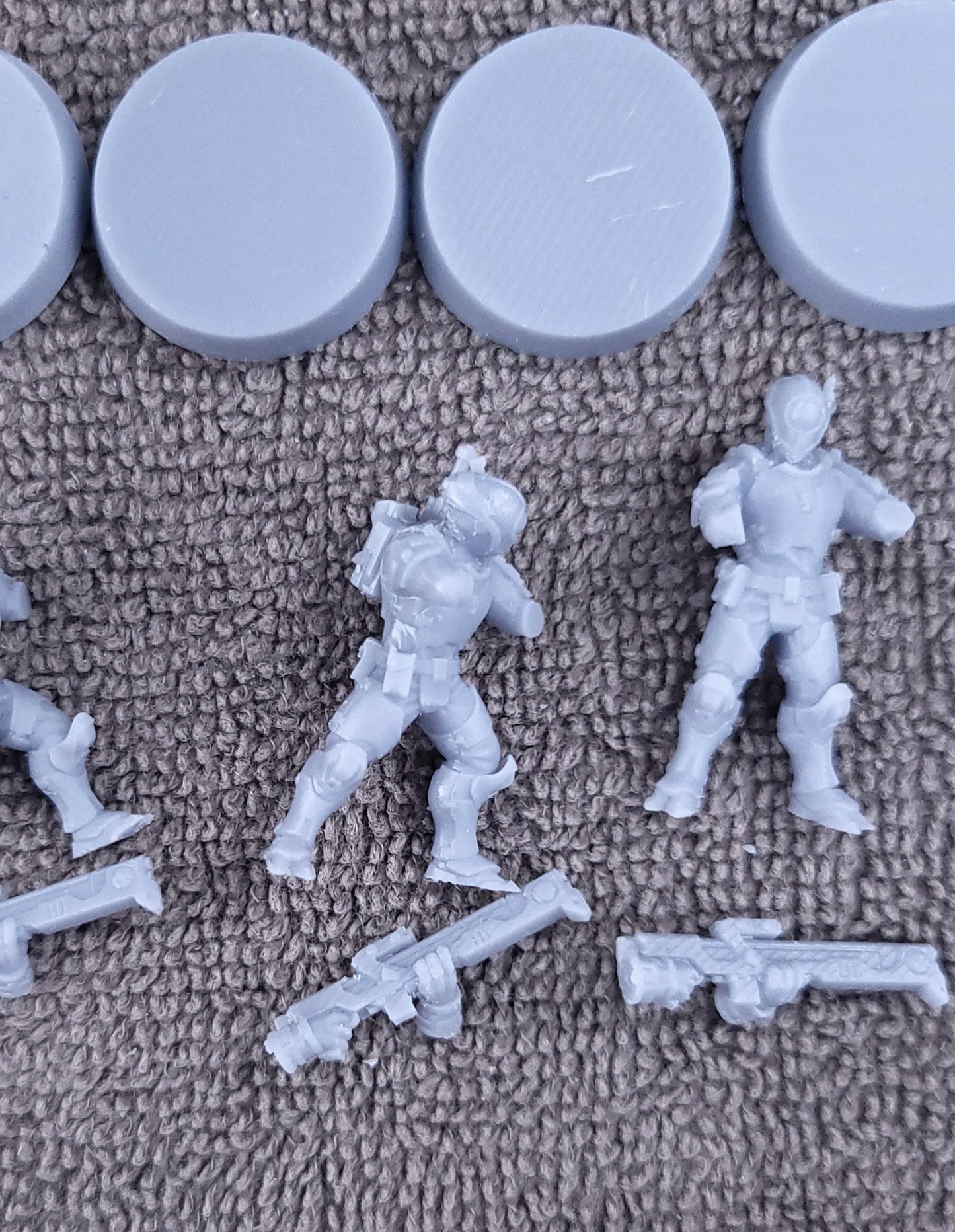 Line Strikers- Kae'ti (5-Unit Kit or Single Model) by Adeptus Miniatures