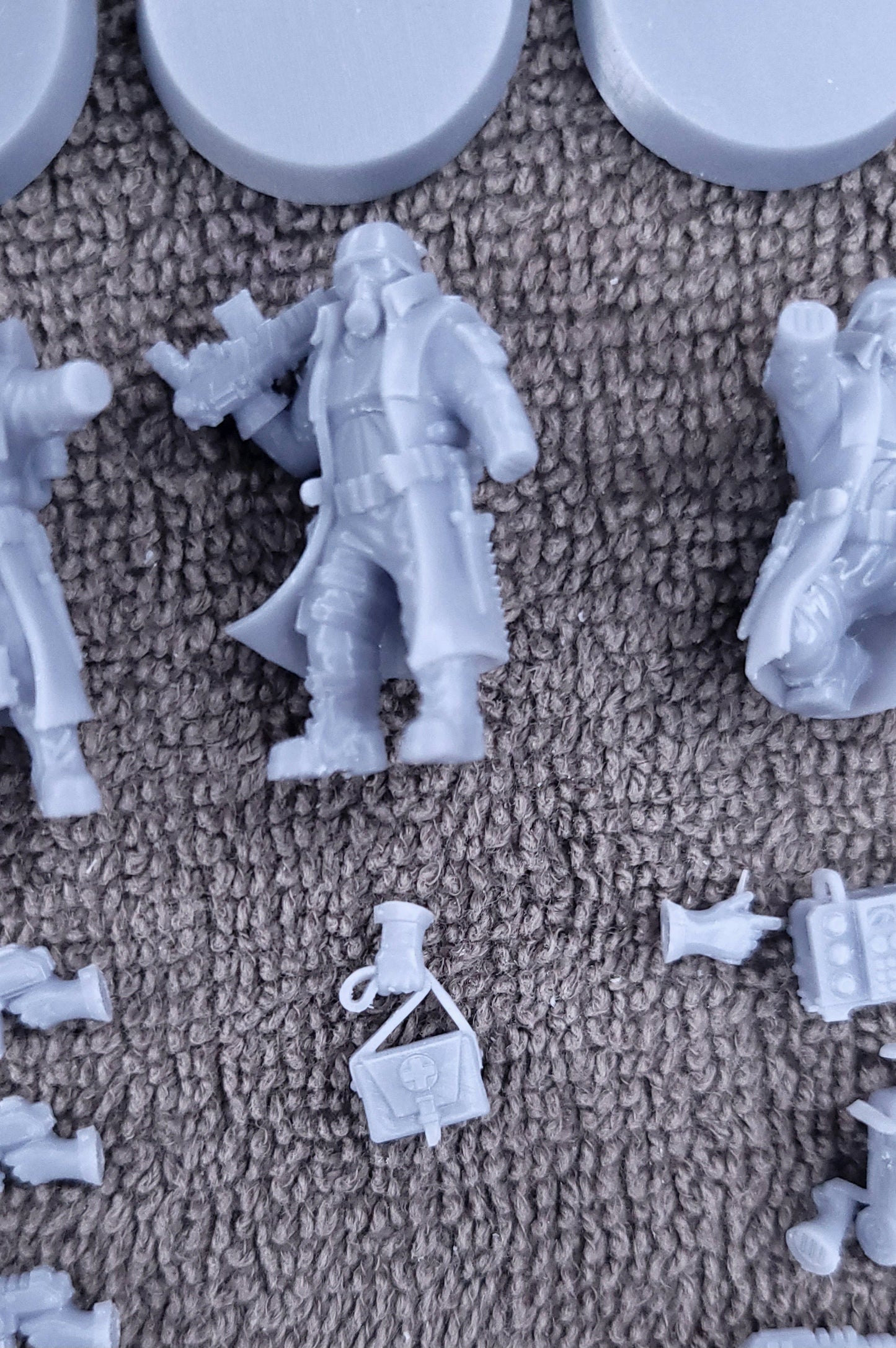 Steel Guard-Command Squad (4-Unit Kit or Single Model) by RedMakers