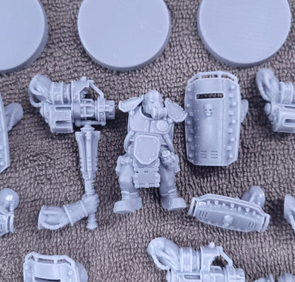 Abhuman Giants in Heavy Armor (5-Unit Kit or Single Model) by RedMakers