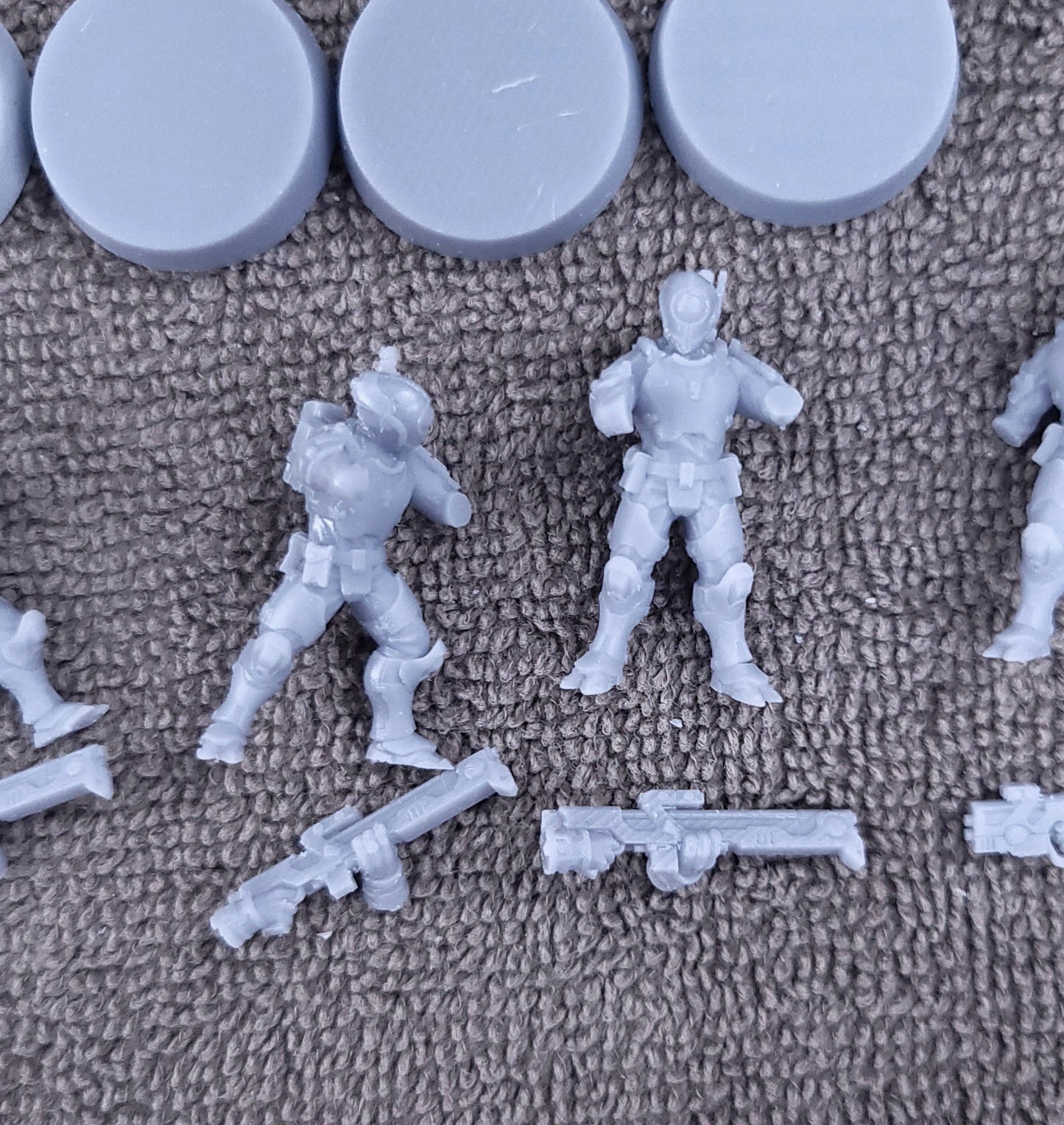 Line Strikers- Kae'ti (5-Unit Kit or Single Model) by Adeptus Miniatures