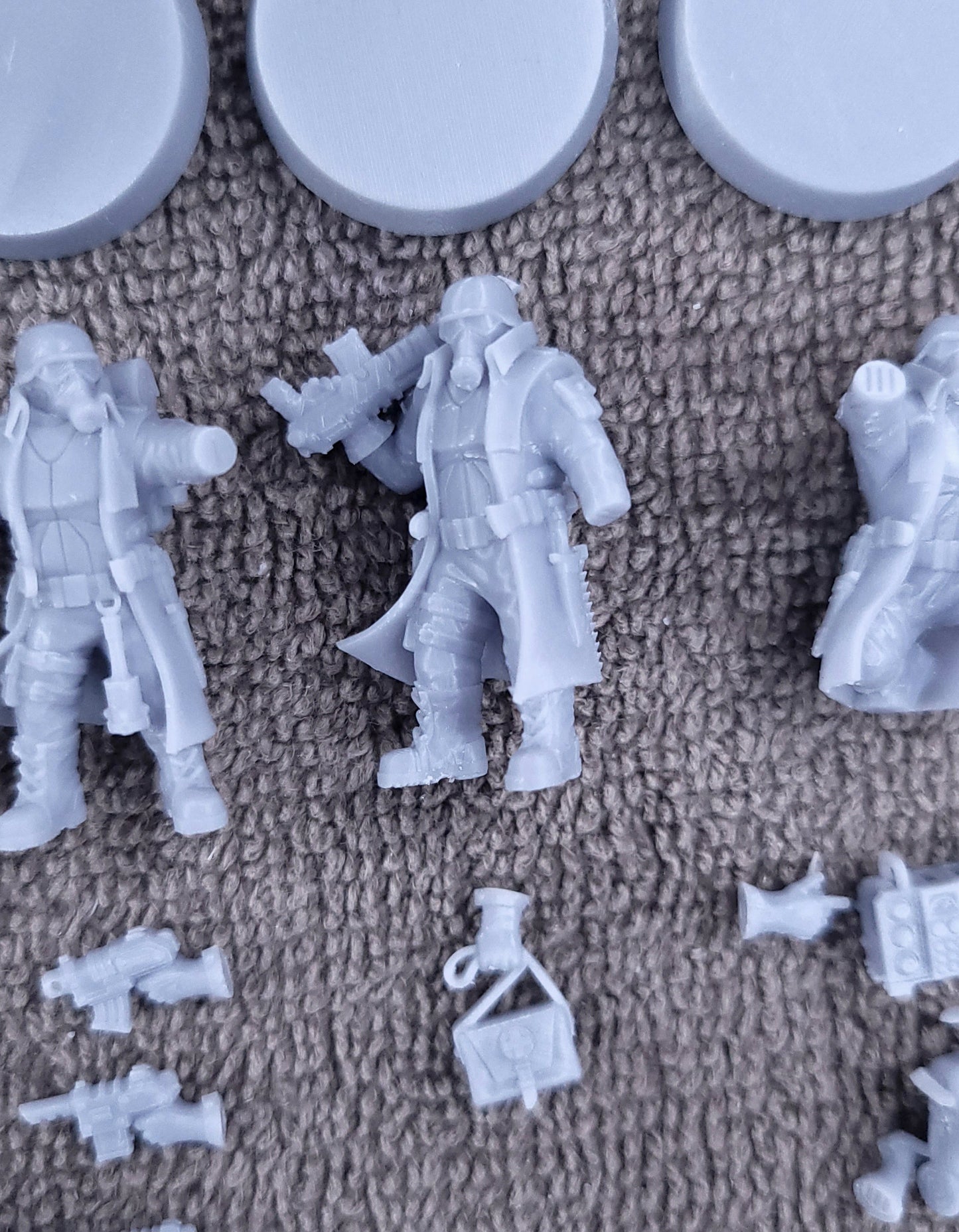 Steel Guard-Command Squad (4-Unit Kit or Single Model) by RedMakers