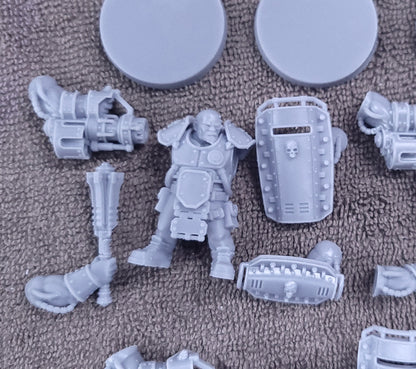 Abhuman Giants in Heavy Armor (5-Unit Kit or Single Model) by RedMakers