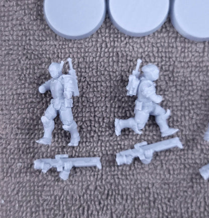 Line Strikers- Kae'ti (5-Unit Kit or Single Model) by Adeptus Miniatures